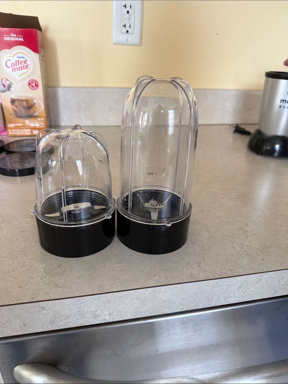 Compact Blender Set - Silver with Multi-Color Cups - Picture 4 of 5